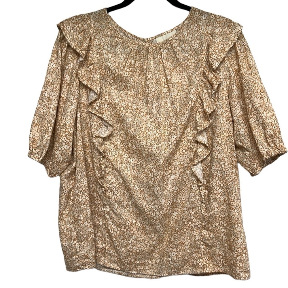 Universal Thread Ruffle Top